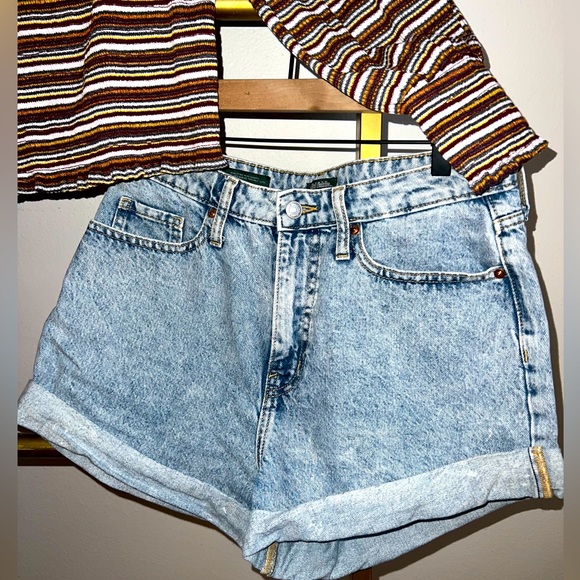 Wild Fable high waisted mom shorts Size 8 - Picture 1 of 6